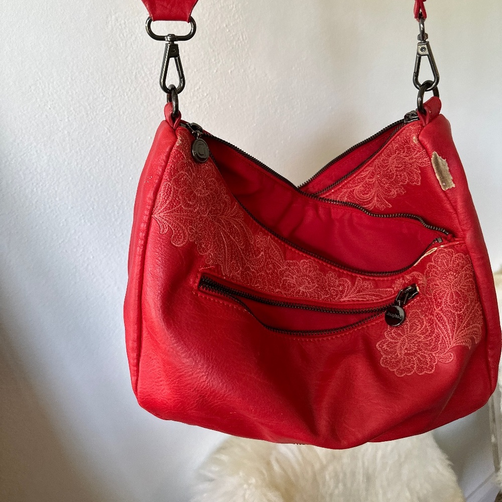 vintage Red bag multi pockets